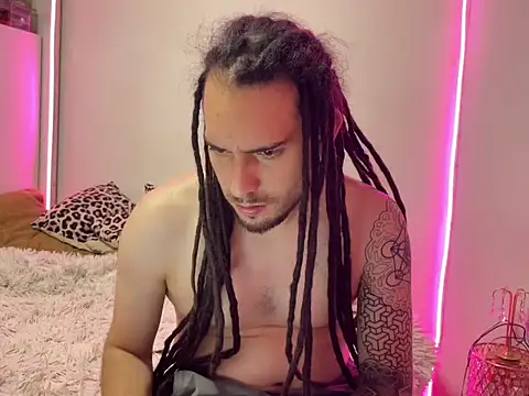 Snapshot of DreadObsessionxX chatting on June 24, 8:57 am DreadObsessionxX online show from June 24, 8:57 am