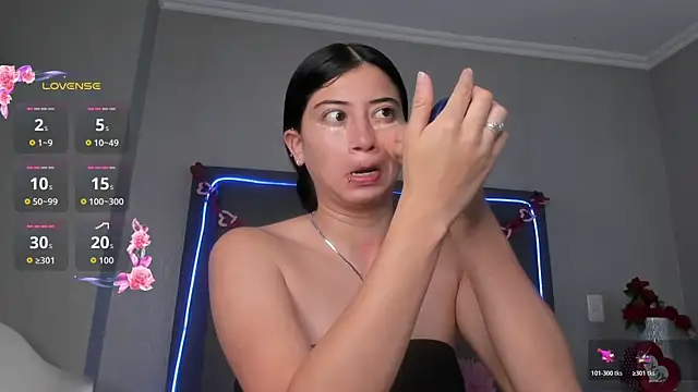 mia gomez7 online show from April 17, 1:03 pm