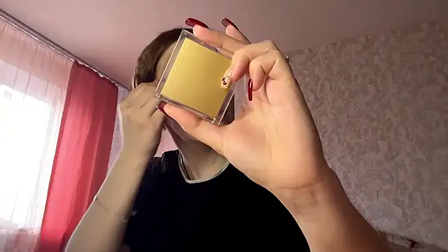 SageFennell online show from April 2, 7:39 am