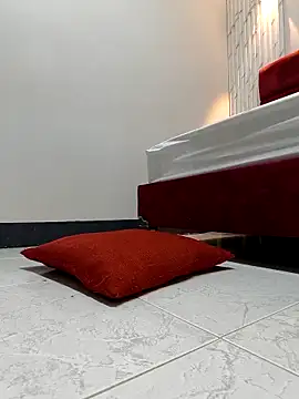 KarolVIPXXX online show from April 14, 10:43 am