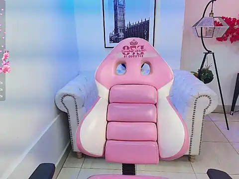 Natalia cartier online show from April 16, 8:15 am