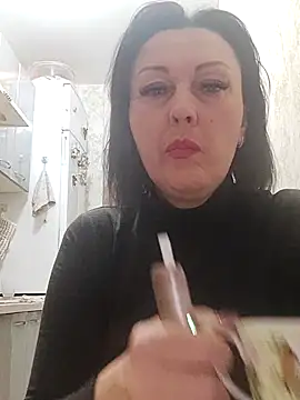 HelgaDennis online show from March 20, 8:46 pm