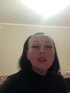 HelgaDennis online show from March 23, 8:13 pm