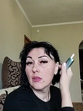 HelgaDennis online show from April 16, 9:54 am