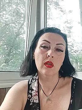 Snapshot of HelgaDennis chatting on July 8, 4:11 pm HelgaDennis online show from July 8, 4:11 pm