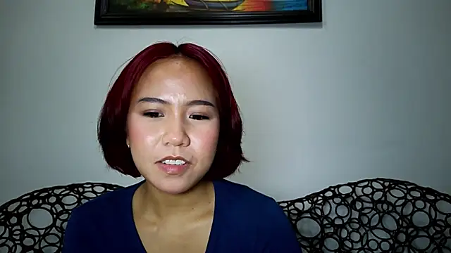 misscutee online show from April 10, 4:01 pm