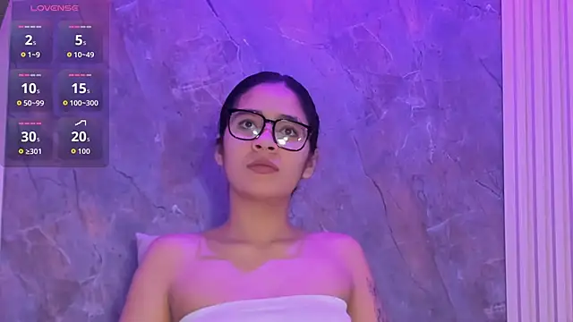 alina sauvage online show from March 31, 11:43 am