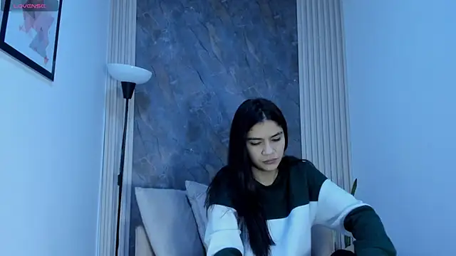 alina sauvage online show from April 14, 11:27 am