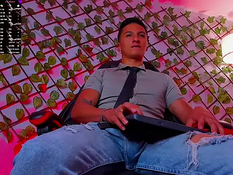 Dominus Alpha online show from April 10, 3:45 am