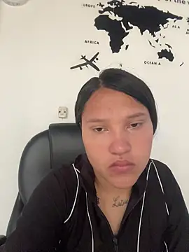 Melody LS online show from April 2, 2:15 pm