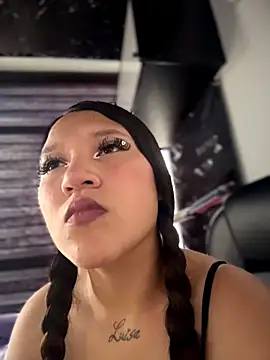 Melody LS online show from April 4, 6:05 pm