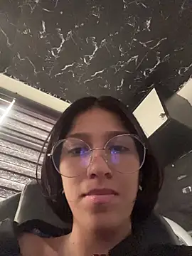 Anitta  LS online show from March 27, 2:50 pm