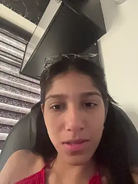 Anitta  LS online show from March 29, 4:07 pm