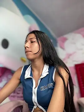 Anitta  LS online show from March 31, 6:41 pm