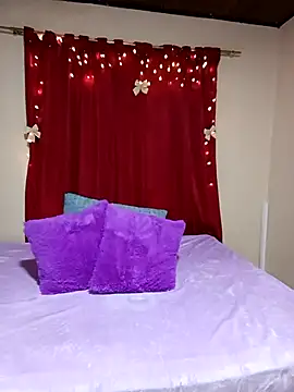 ROUSSE SINCLAIR online show from March 31, 7:03 pm