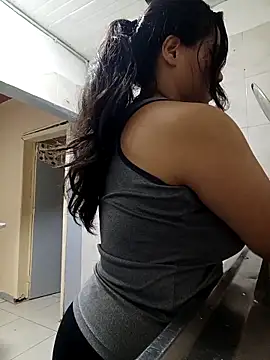 ROUSSE SINCLAIR online show from April 16, 5:14 pm