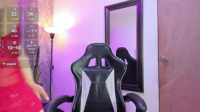 luna lat online show from April 17, 11:35 am