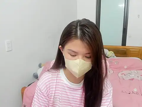 Snapshot of Chi_xinh19 chatting on June 6, 3:28 pm Chi xinh19 online show from June 6, 3:28 pm
