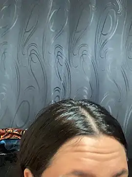 -Zoe Jack- online show from March 29, 10:37 am