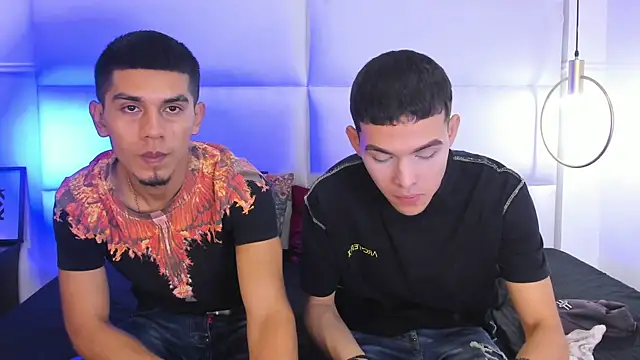 your d0ll1 online show from April 12, 4:50 am