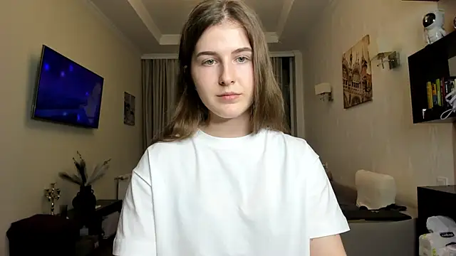 OhMyAlice online show from April 7, 8:53 pm