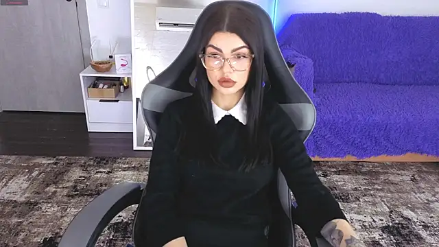 AnacondaOnn online show from April 15, 9:16 am