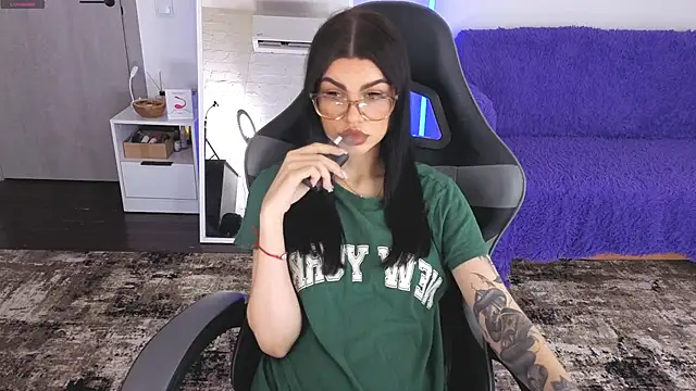 AnacondaOnn online show from April 18, 8:29 am