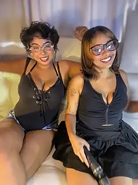 LeylaKnox online show from June 3, 7:08 pm