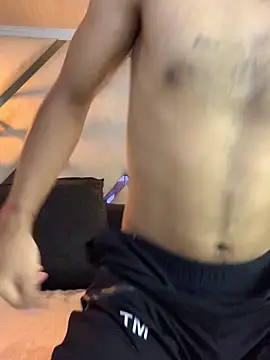 KyleJoss30 online show from April 8, 9:26 pm