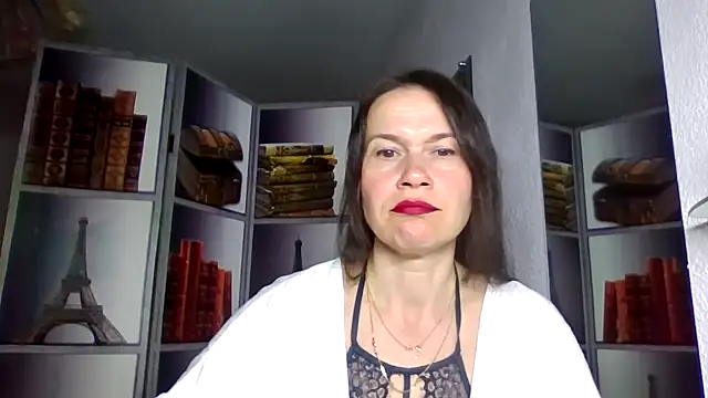 Selena Moo online show from March 31, 8:04 am