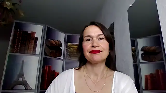 Selena Moo online show from April 7, 8:48 am