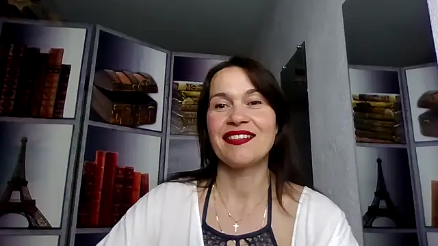 Selena Moo online show from April 9, 2:11 pm