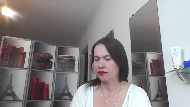 Selena Moo online show from May 31, 1:18 pm