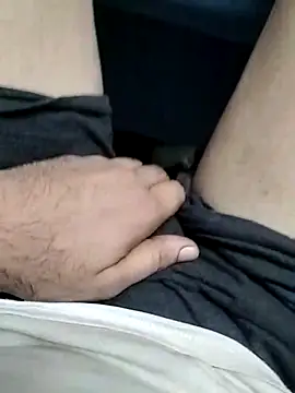 blackfullhairychest online show from April 4, 2:10 am