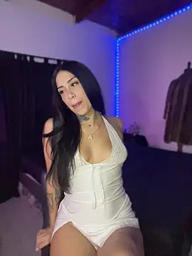 anoramarlowe online show from April 13, 7:08 pm