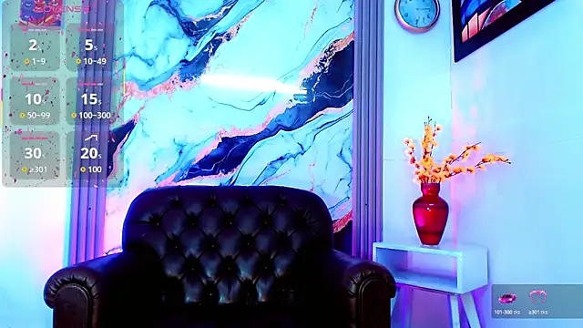 Mia Colucci- online show from April 10, 11:04 am