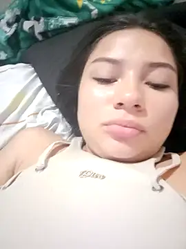 miaboom online show from March 25, 3:51 pm