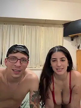 StefyStevis online show from April 2, 4:21 am