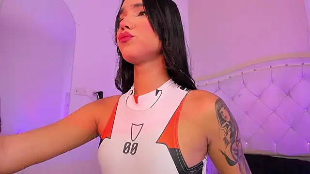 Majo Sweett online show from April 13, 1:55 am