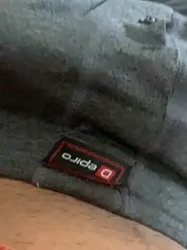 WeepyInsignia online show from March 26, 10:54 am