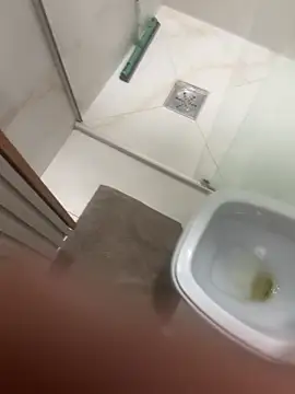 Lc23456 online show from April 8, 11:05 pm