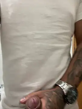 Lc23456 online show from April 11, 6:45 pm