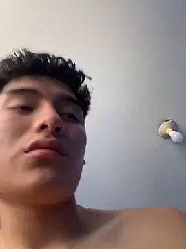 Piero 1369 online show from April 15, 3:30 pm