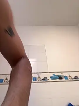 Piero 1369 online show from April 16, 4:19 pm