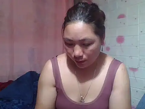 Hena   online show from April 4, 7:17 am