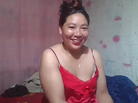 Snapshot of Hena__ chatting on April 28, 4:39 am Hena online show from April 28, 4:39 am