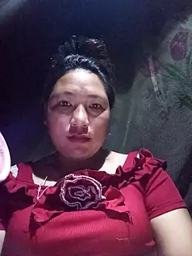 Snapshot of Hena__ chatting on May 14, 2:35 pm Hena online show from May 14, 2:35 pm