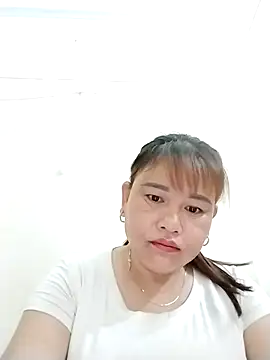 Moubie1 online show from April 8, 6:41 pm