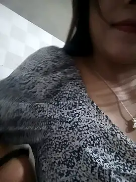 Personality-girl- online show from April 1, 2:23 am