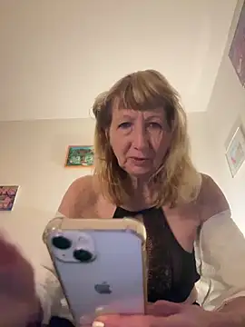 MatureKim online show from March 23, 7:07 pm